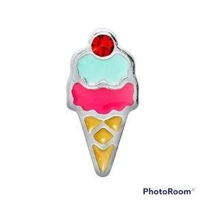 🍦 (4/$20) - ICE CREAM FLOATING LOCKET CHARM 🍦